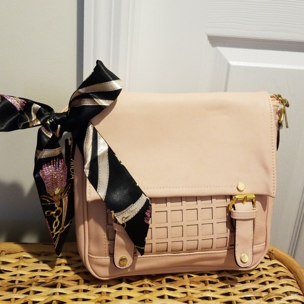 MoDA of NY Fun Buckle Square Xbody - Picture 2 of 9